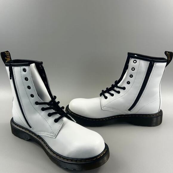 Dr. Martens 1460 Women Size 7 White Smooth Leather Zip Combat Boots NEW - Picture 3 of 6